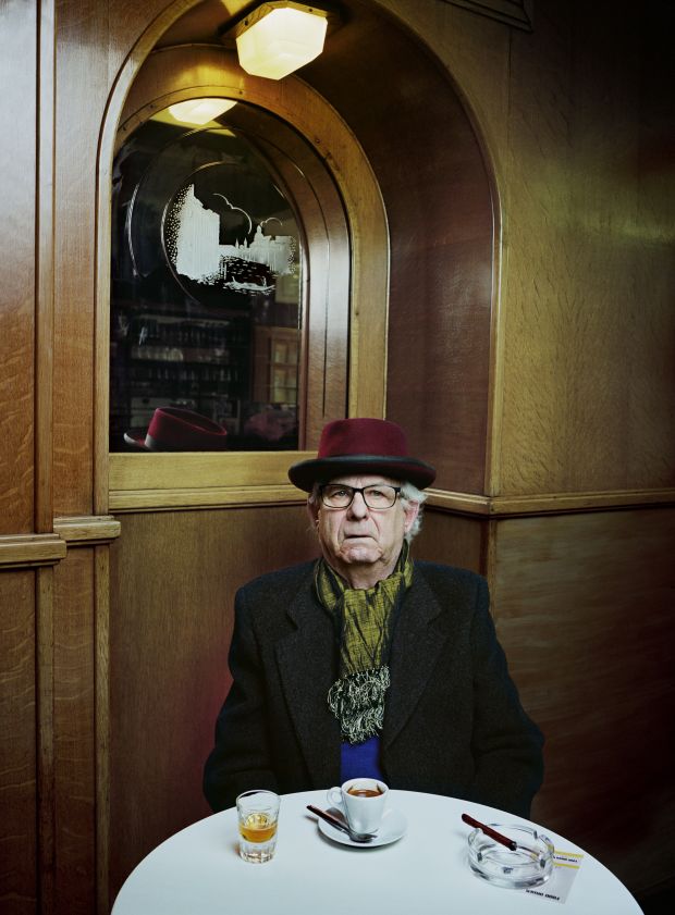 何塞·路易斯·卡尔沃（JoséLuísCalvo），83岁，西班牙西班牙小吃吧台©David Stewart